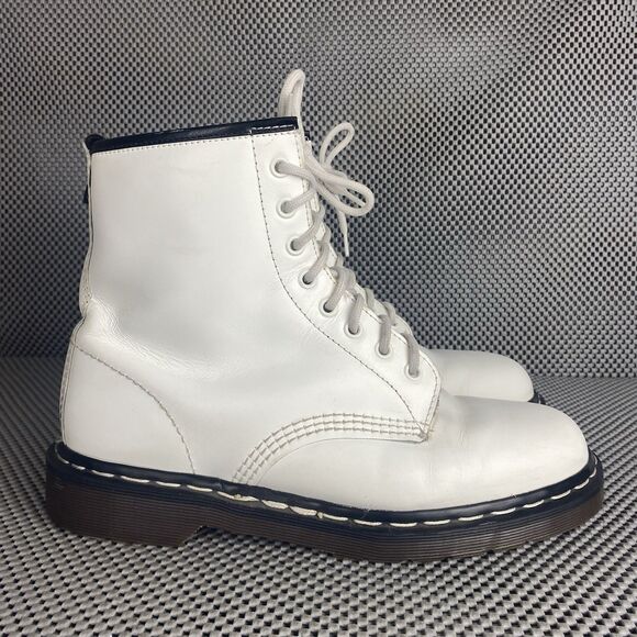 Dr Martens Combat Boots Mens 8 White Leather Lace Up Ankle Boots Made In England - Picture 1 of 14